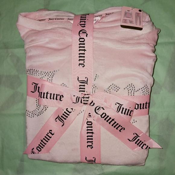 Juicy Couture Pajamas Sleepwear Set Velour Crewneck Joggers Shorts JC6488 - Picture 2 of 5